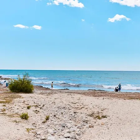 Campello Beach Bungalow - By Welcomely אל קאמפיו