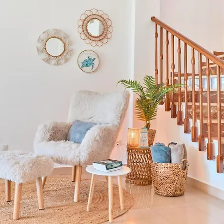 Campello Beach Bungalow - By Welcomely * אל קאמפיו